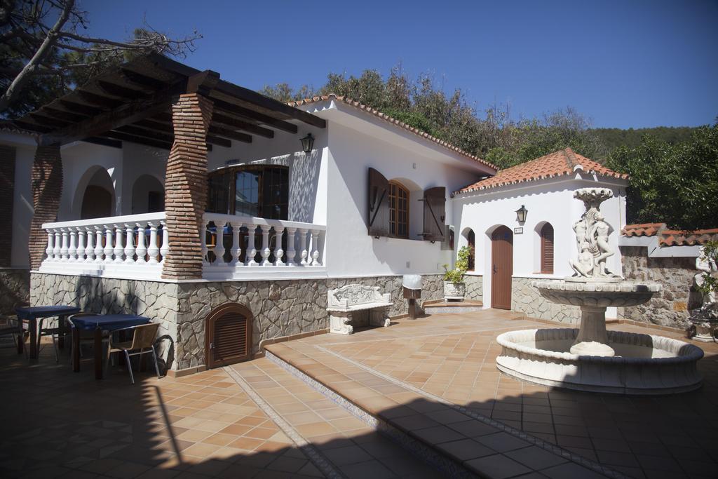 Hostal Mar De Frente Los Canos De Meca Exterior photo