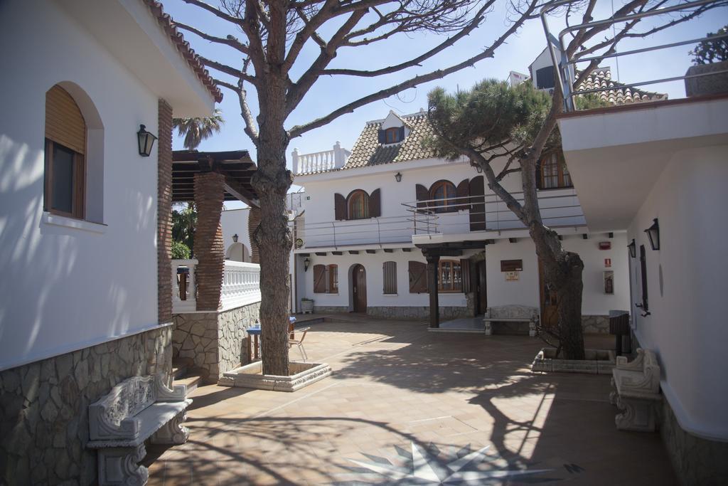 Hostal Mar De Frente Los Canos De Meca Exterior photo